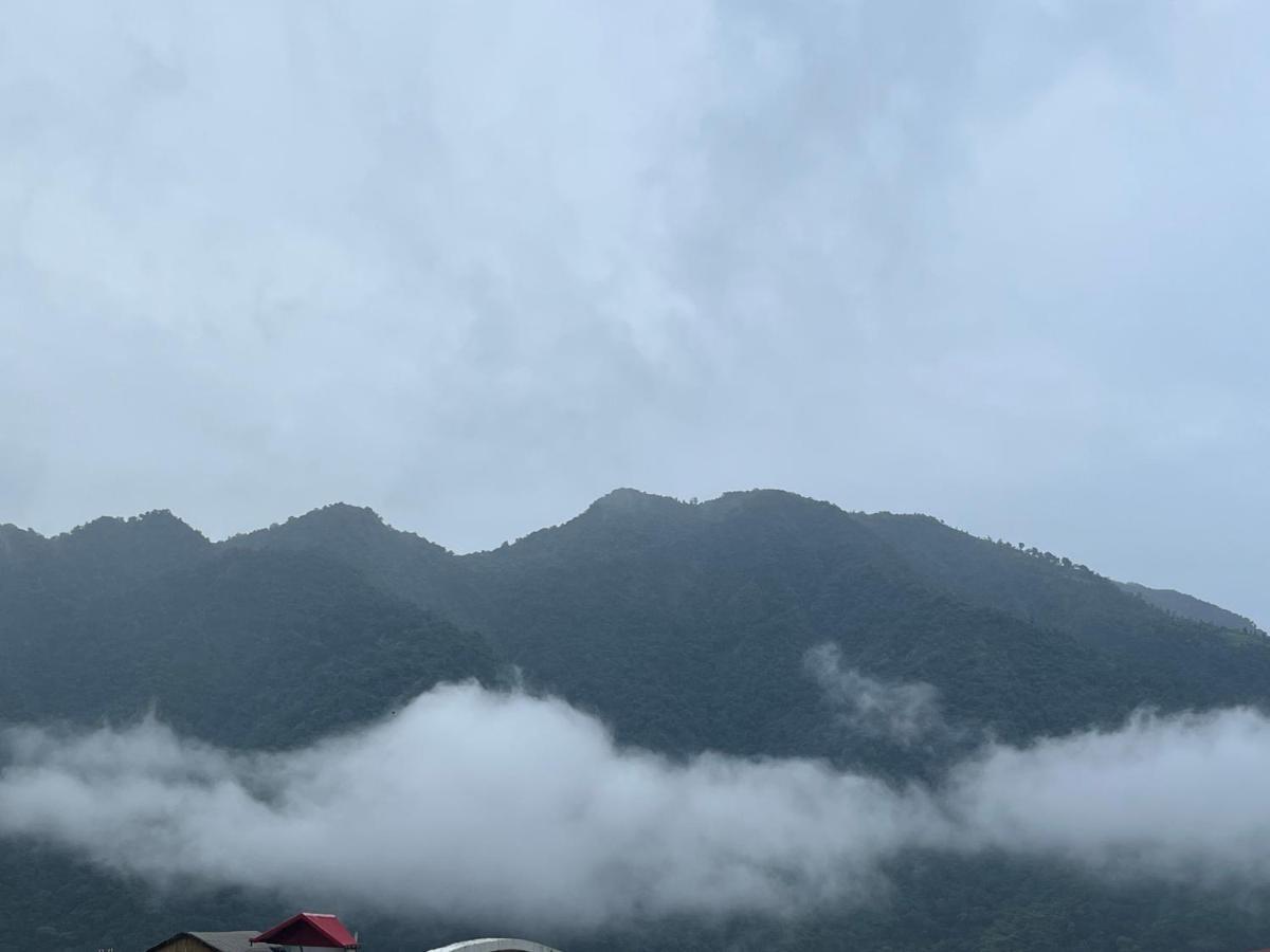מלון Rishikesh Adiyogi מראה חיצוני תמונה